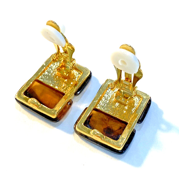 Clip On Earrings Faux Tortoise Shell & White Rhinestone Classics Career Jewelry - Picture 5 of 6